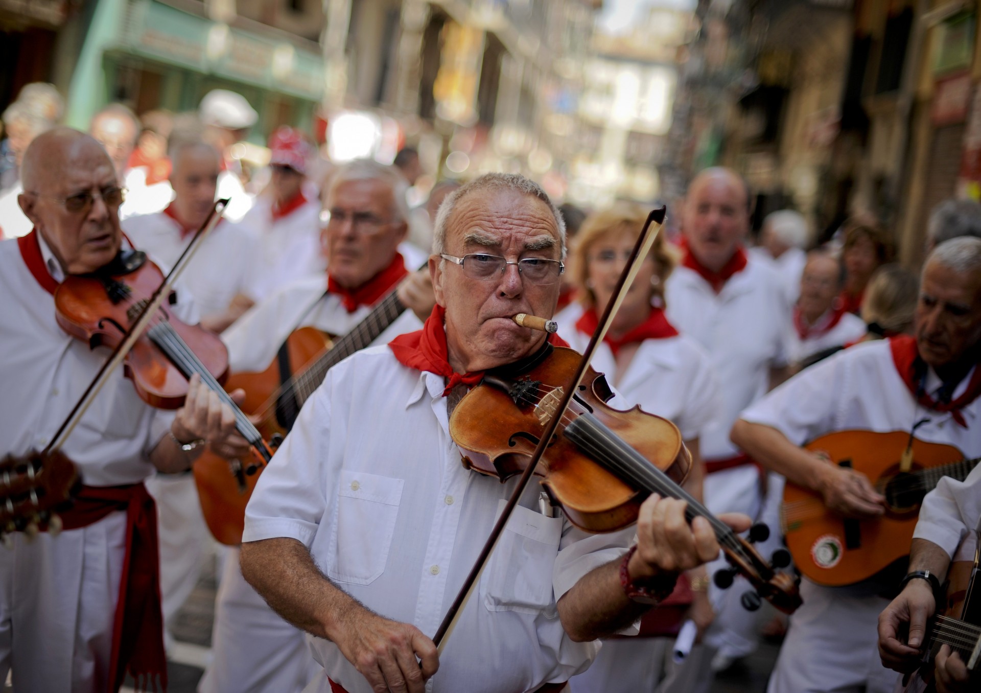 Особенности населения испании. Испания культура. Музыкальные традиции Испании. Испания культура и традиции. Испания люди.